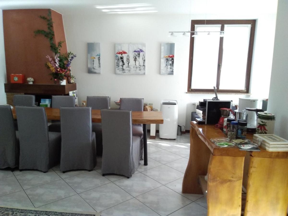 Villa Azalea San Fermo della Battaglia Екстер'єр фото