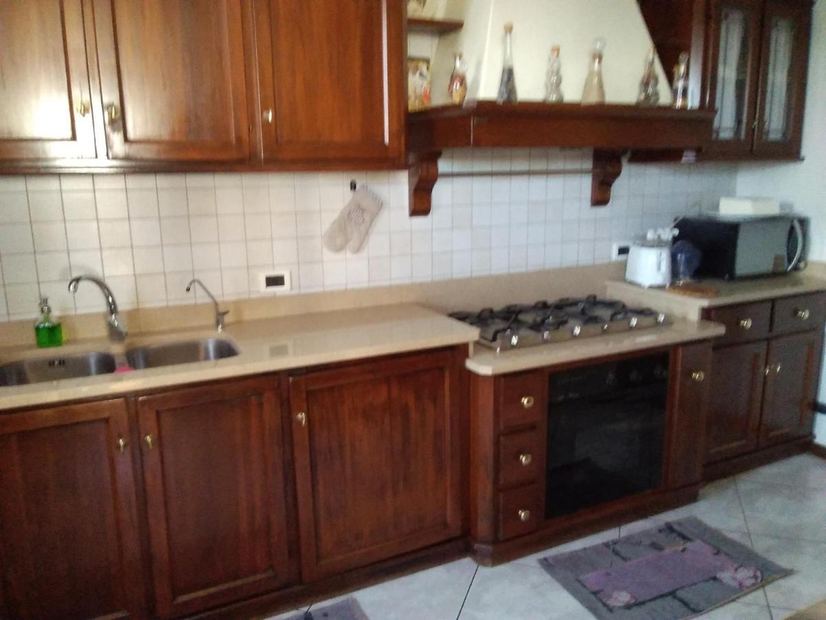 Villa Azalea San Fermo della Battaglia Екстер'єр фото