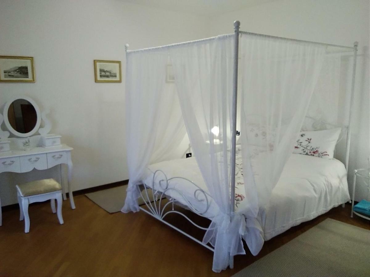 Villa Azalea San Fermo della Battaglia Екстер'єр фото