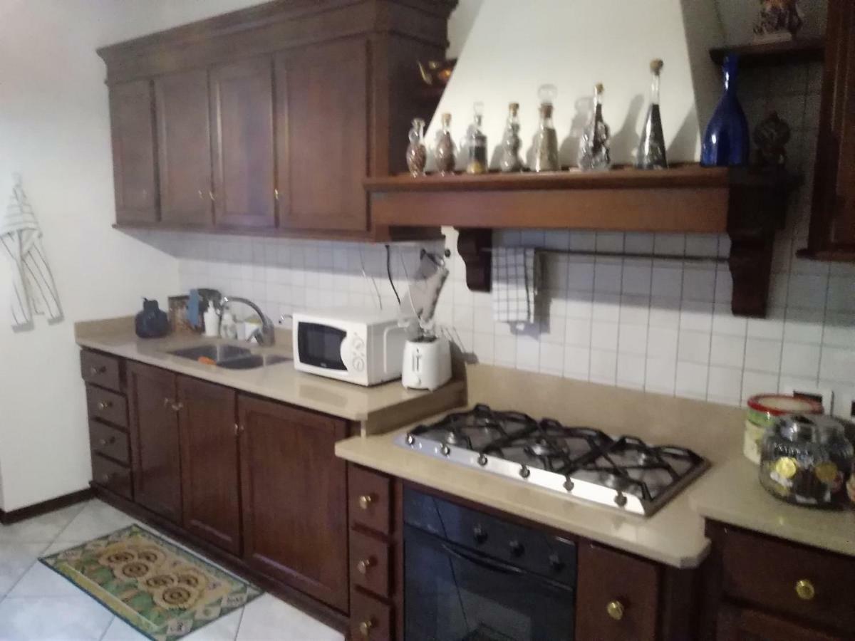 Villa Azalea San Fermo della Battaglia Екстер'єр фото